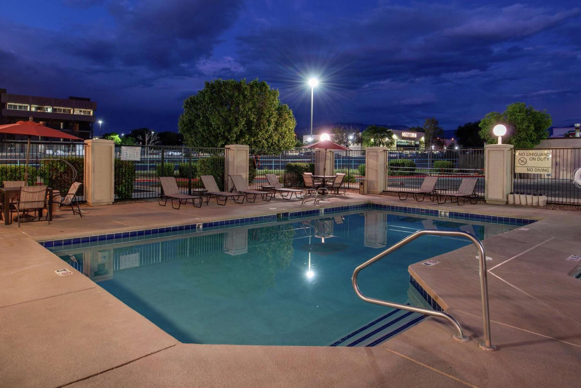 Hampton Inn Albuquerque - University/Midtown Exterior foto