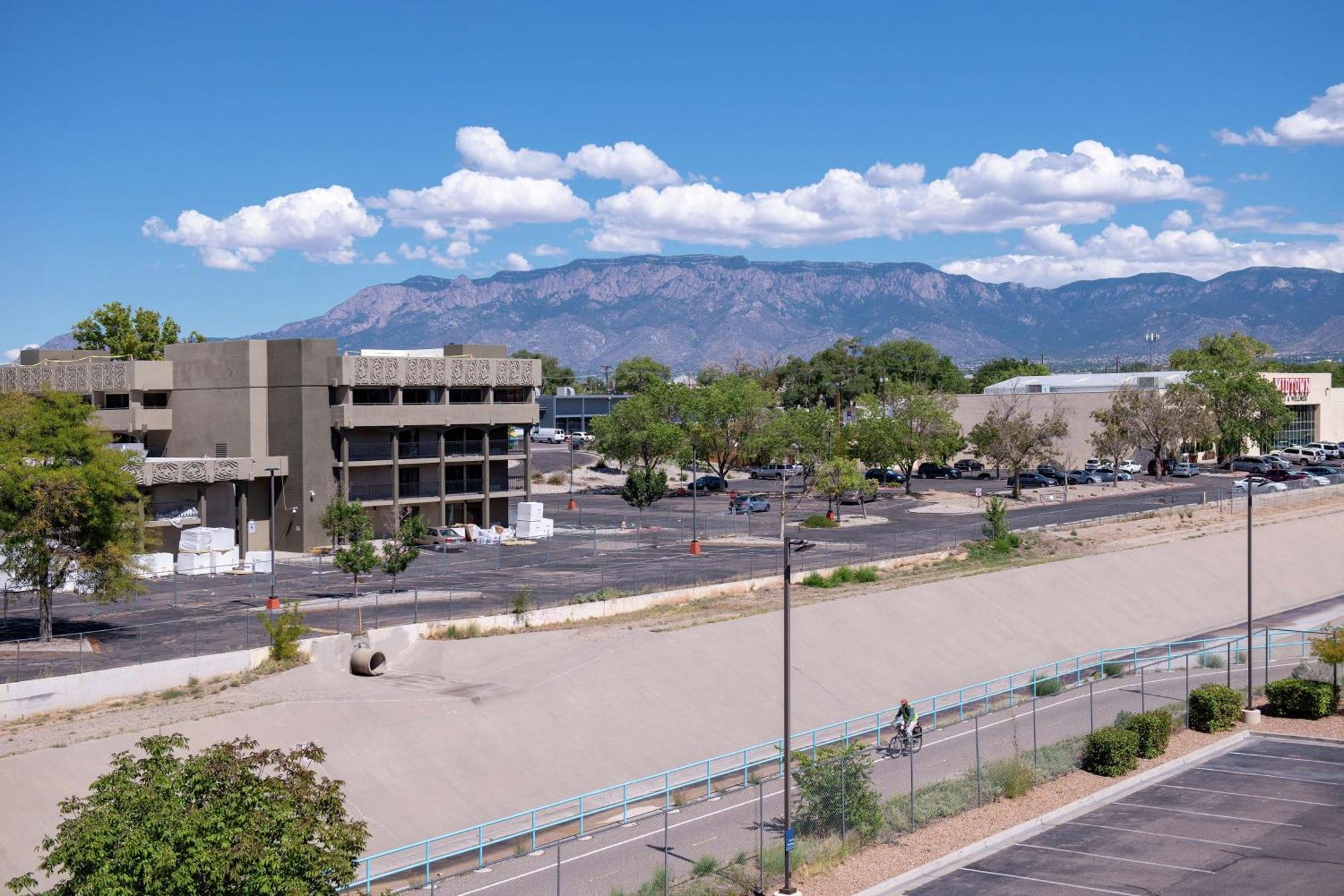 Hampton Inn Albuquerque - University/Midtown Exterior foto